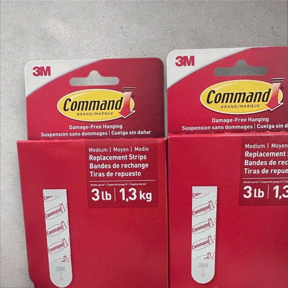 Command Foam Refill Strips (Medium 3lb) 12 Strips per pack x 4 Packs - Picture 6 of 8